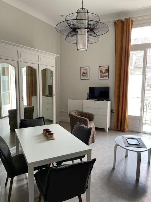 101 Pyrenees Palace Appartement Bagnères-de-Luchon Exterior foto